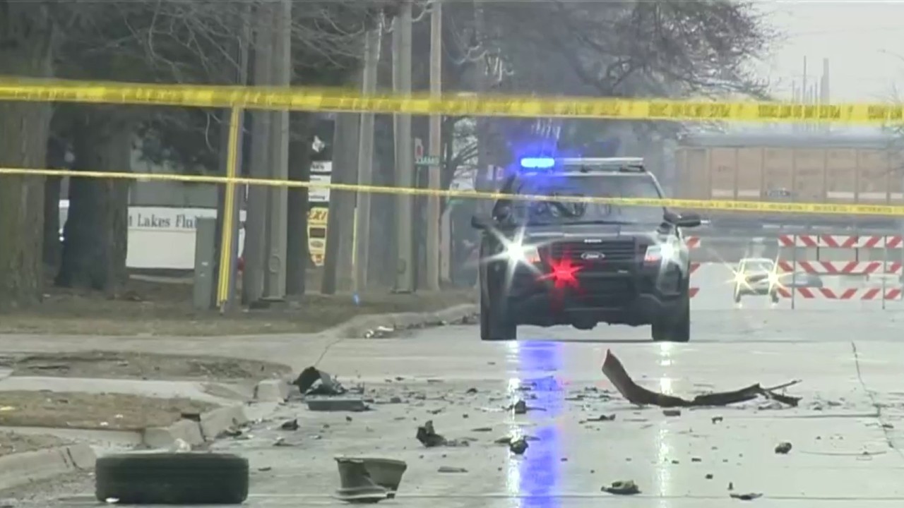 1 dead, 4 injured in crash following police chase in Port Huron